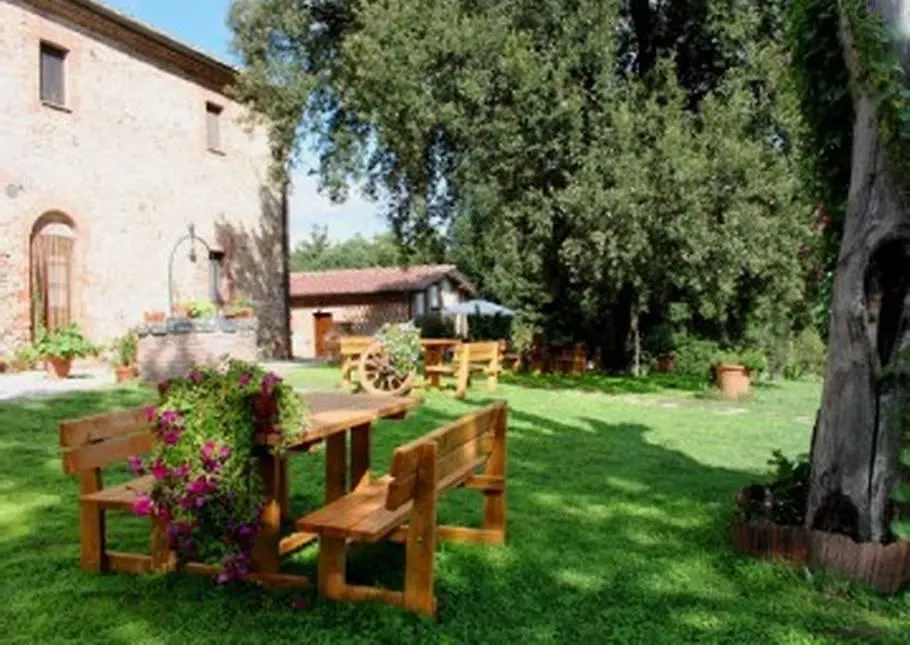 Agriturismo Tre Madonne Monteriggioni Feriegård