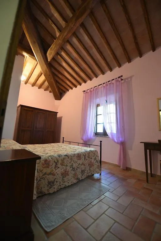 Agriturismo Tre Madonne Monteriggioni 0*,  Italien